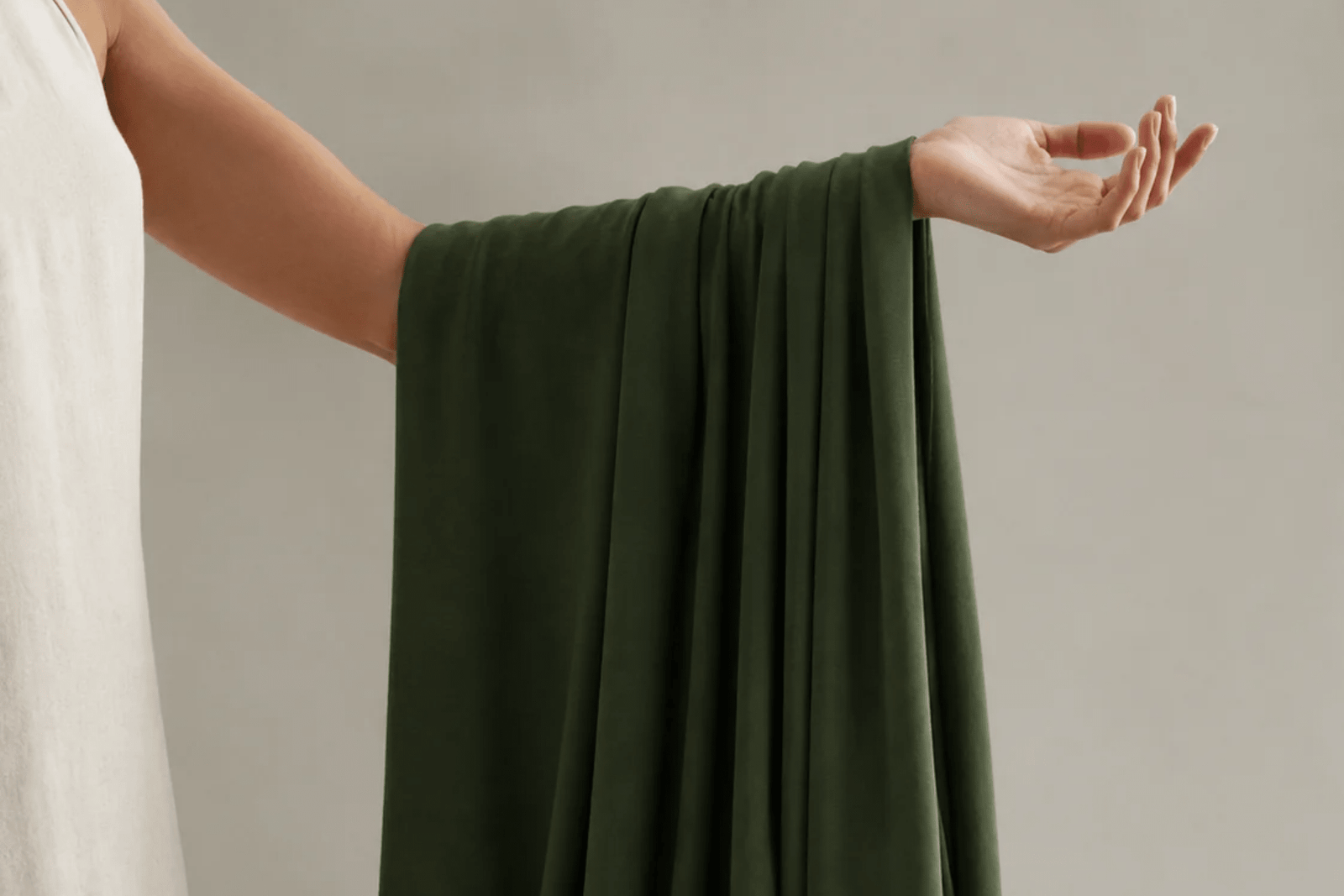 8 Benefits of Natural Merino Wool - MENIQUE