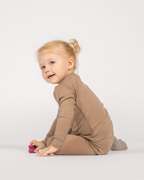Kids' 160 Long Sleeve &amp; Bottom 2-Piece Beige
