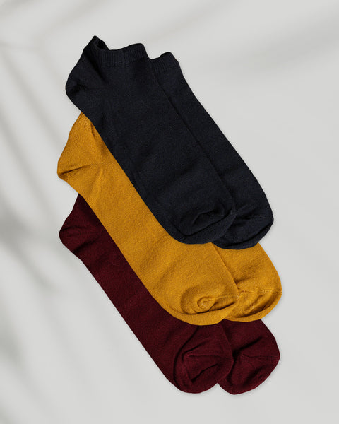 Men's bamboo ankle socks i all three available colors.