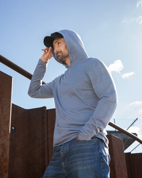 Leichter Sun Hoodie für Herren mit 35+ UPF