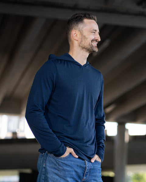 Leichter Sun Hoodie für Herren mit 35+ UPF