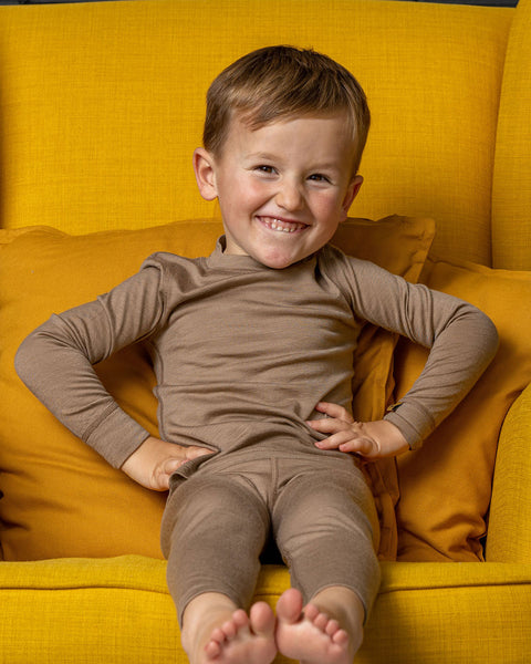 Kinder Leicht 160 Langarm Rundhals Beige