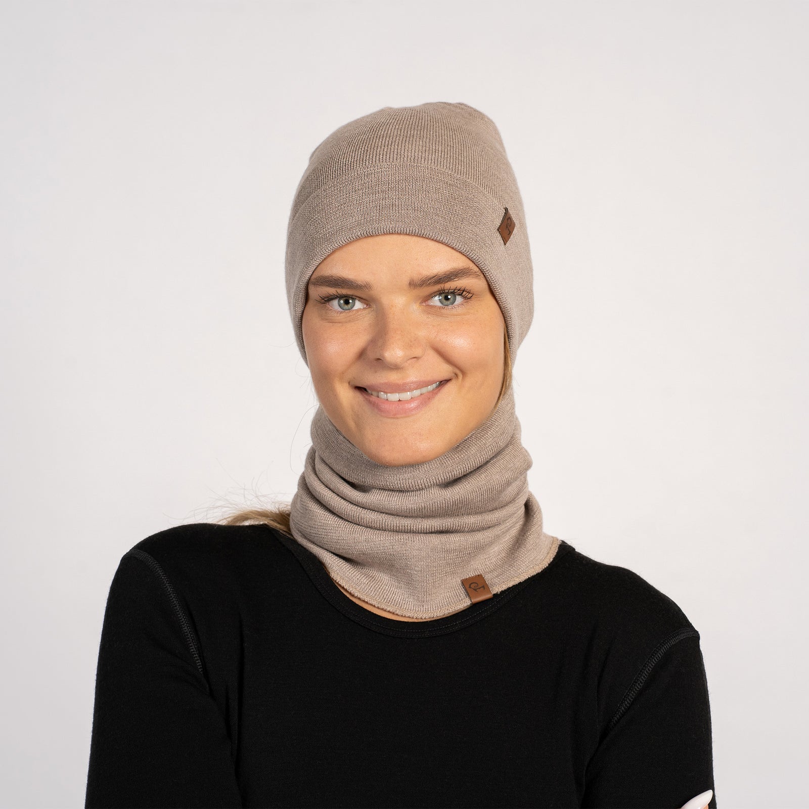 Women's Merino Wool Liner Gaiter & Beanie 2-Piece Accessory Sets One Size Creamy Beige - MENIQUE